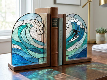 Close view showing color and texture in the ocean surf design